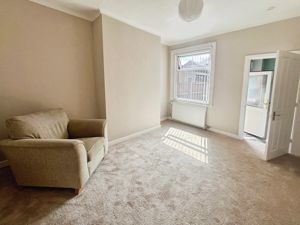 Dining Room- click for photo gallery